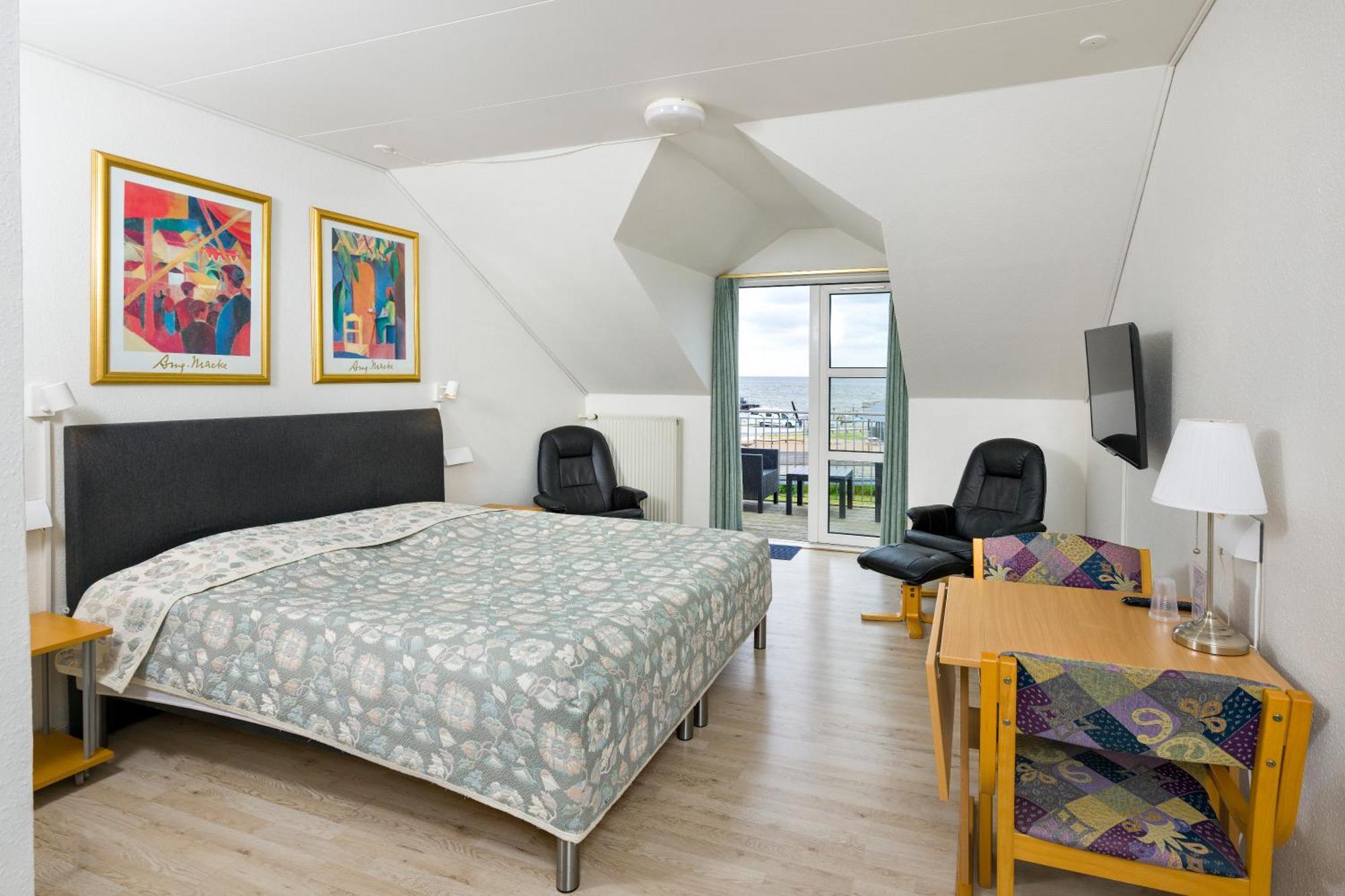 Inn Faergekro Hvalpsund