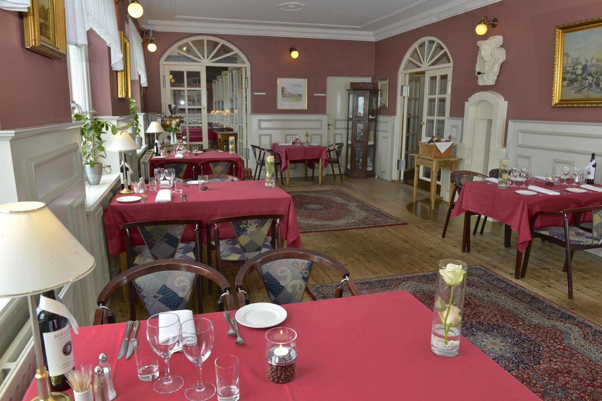 Faergekro Inn